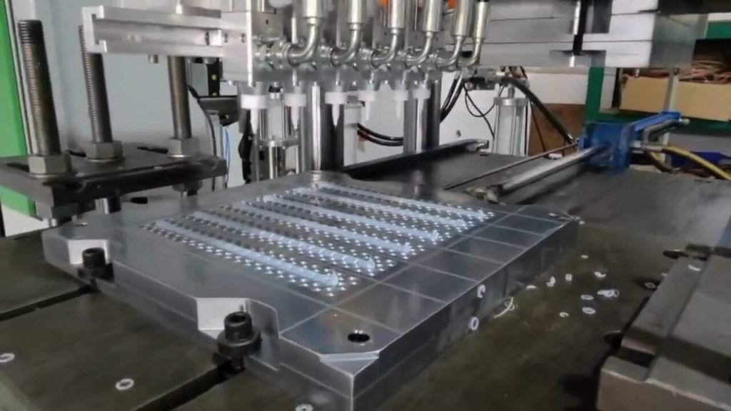 LSR-Silicone-injection-molding-manufacturer